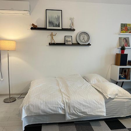 Evan Cozy Flat With Balcony & Parking, 13 September Bucareste Exterior foto